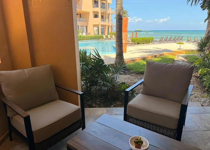Oceanfront A Block Off 5th In Heart Of Playa Playa del Carmen
