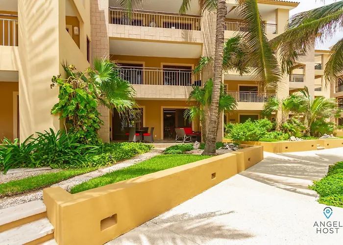 Casa de férias Oceanfront A Block Off 5th In Heart Of Playa *